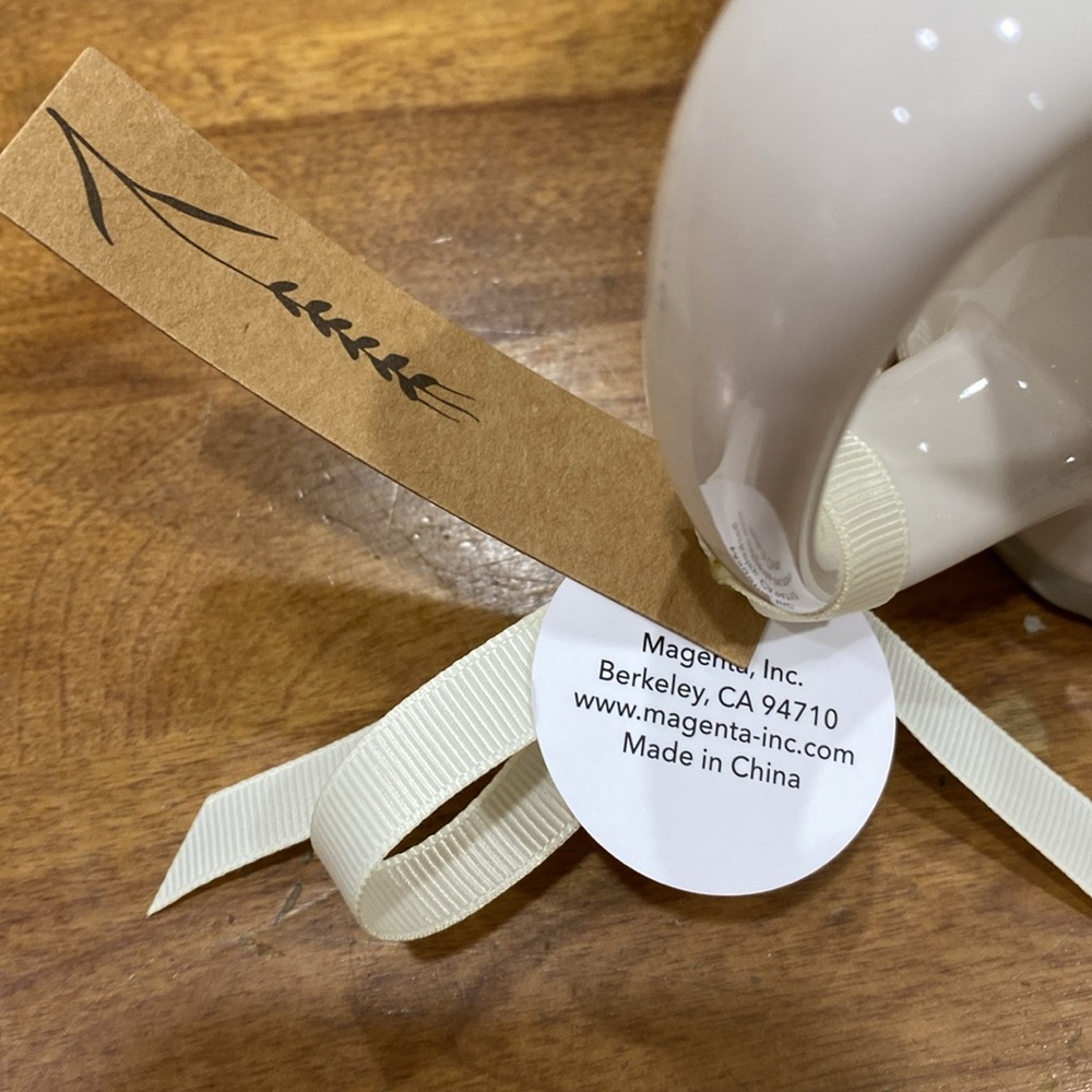 NWT. Rae Dunn, 24oz., hummingbird, ceramic mug. - Picture 10 of 12